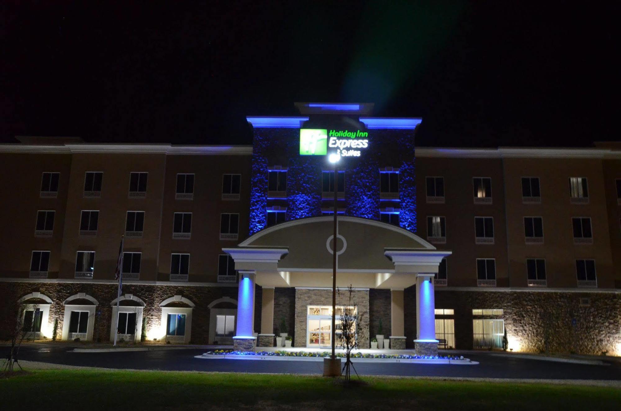 Holiday Inn Express & Suites Albany Exterior foto